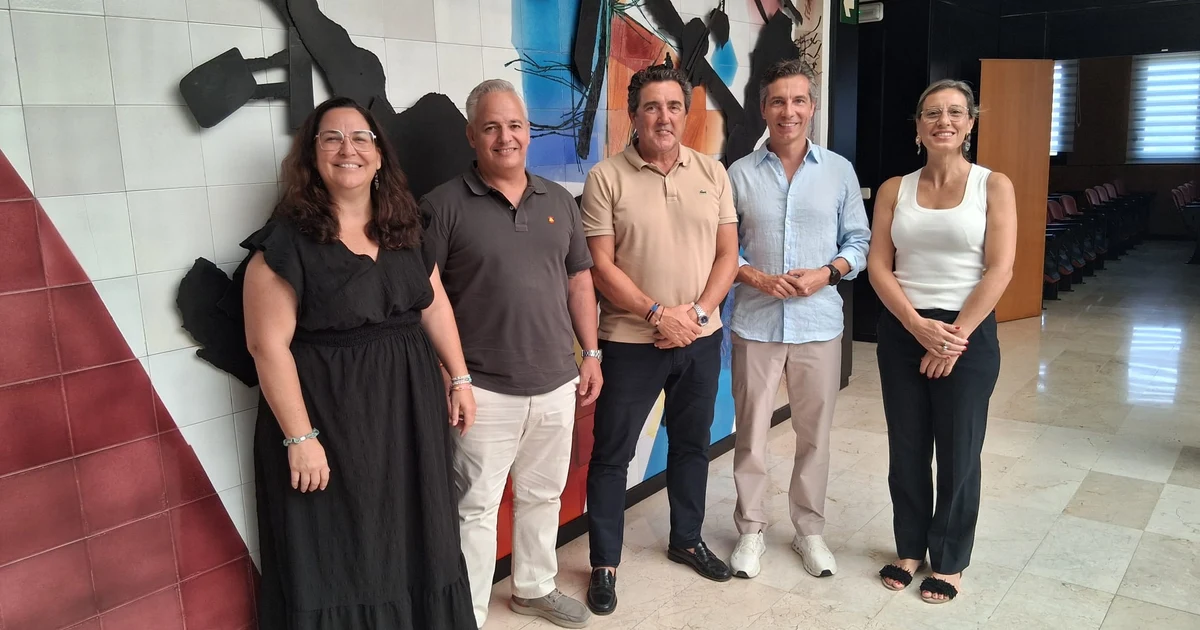 Calvià firma un convenio con la Asociación de Jóvenes Empresarios de Baleares